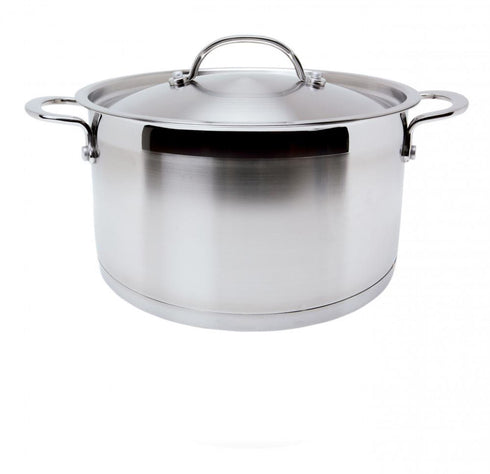 24cm Casserole Dish with Cover - Durable & Versatile Cookware