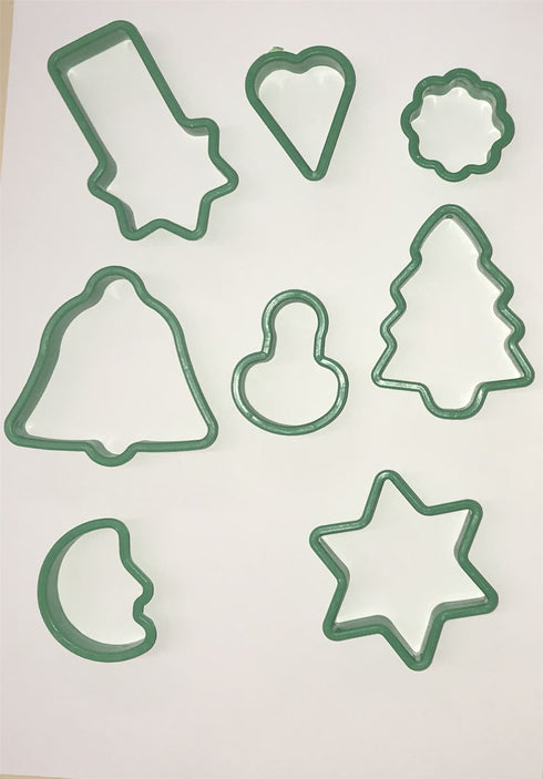 ASSORTED 8 CHRISTMAS CUTTERS DOUGH COOKIE BISCUIT. HCCC HCCT