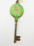 DELUXE FATHER CHRISTMAS XMAS SANTA MAGIC FRONT DOOR KEY WITH HANGER FESTIVE DECORATION..... NO CHIMN. PI524001