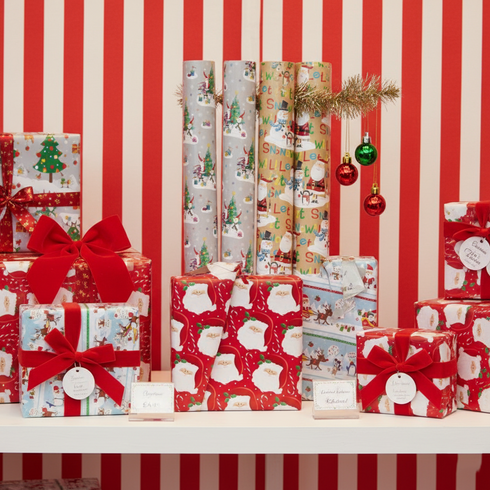 GIFTMAKER CHRISTMAS SANTA & FRIENDS CUTE GIFT WRAP ROLL 69CM X 4M. XAPGW106