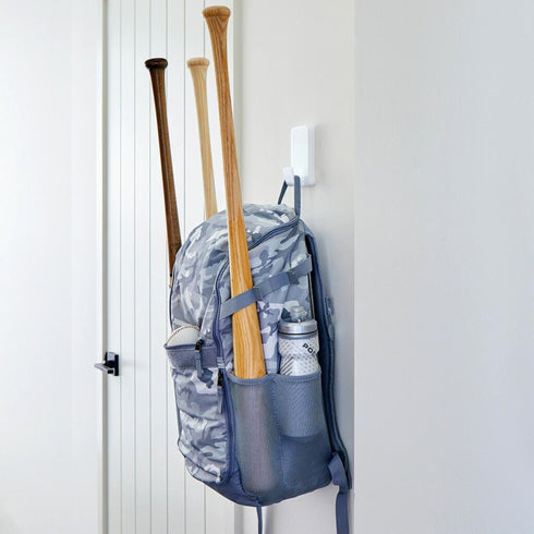 COMMAND 17010UKN X-LARGE WHITE UTILITY HOOK WITH 2 STRIPS. WL4403