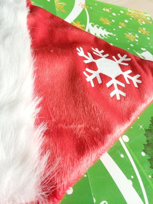 FESTIVE DOG OR CAT BANDANA COLLAR SNOWFLAKE DESIGN. YS14510