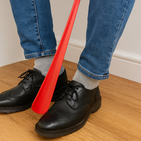 ADORN PLASTIC SHOEHORN 45CM. CJ042