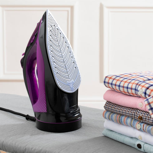 Cordless Steam Iron - DAEWOO Free-Glide 2200W SDA1592GE