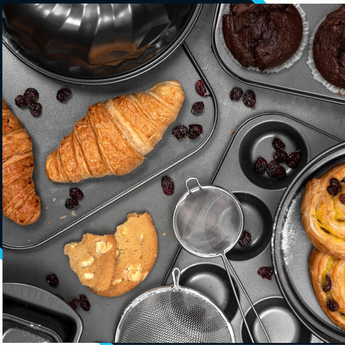CHEF AID 12 CUP SHALLOW BUN TIN. 10E10285