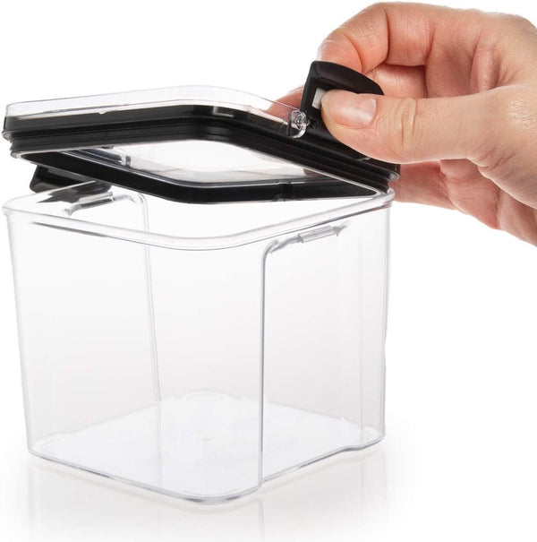 SISTEMA ULTRA CLEAR TRITAN SQUARE CONTAINER 700ML. SIS51401